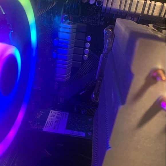 AMD Ryzen 5 5600G with Radeon Graphics - Picture 7 of 9